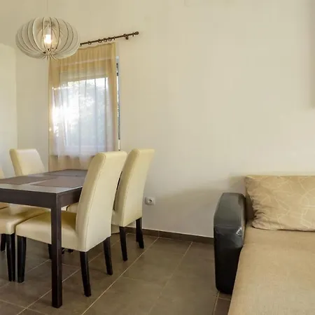 Apartment Medulin Guest house 3*