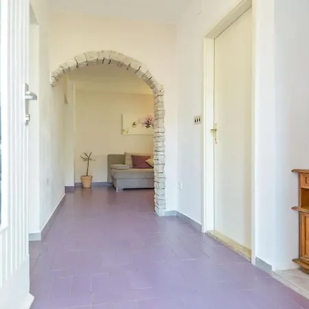 Guest house Apartment Medulin 3*